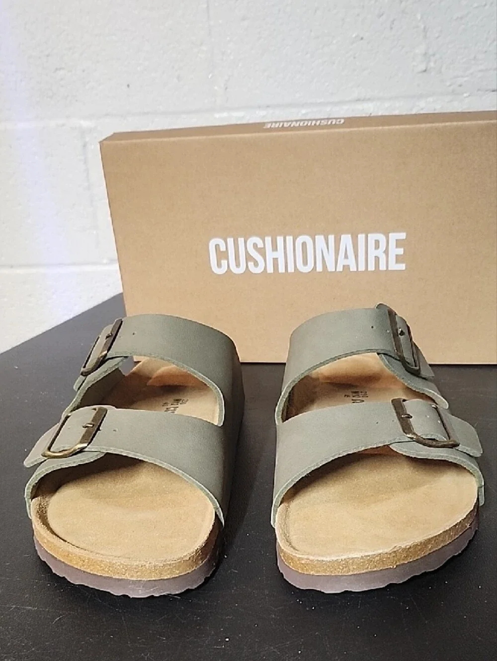 CUSHIONAIRE Labe Olive Slide Sandals